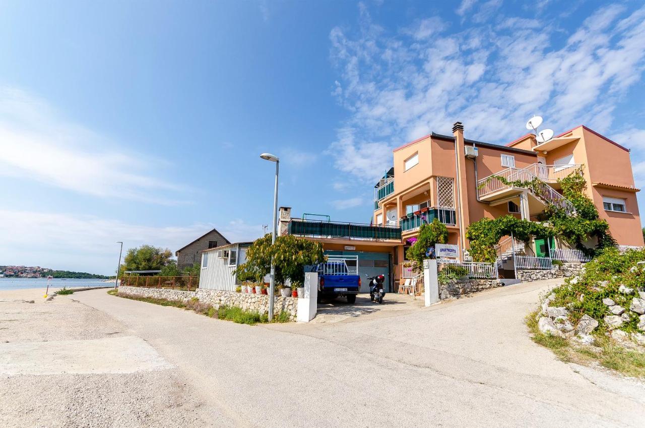 Apartments Nada Rogoznica  Kültér fotó